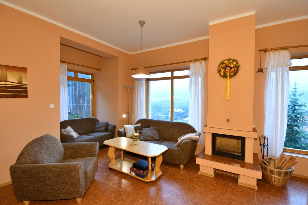 Apartman U Sarky Valaska Exterior photo